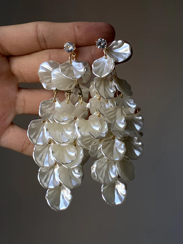 Rhine Stones Tasseled Drop Earrings - Image 4