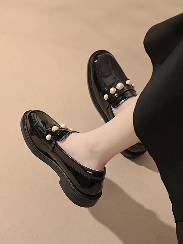 Round-Toe Split-Joint Loafers - Image 3