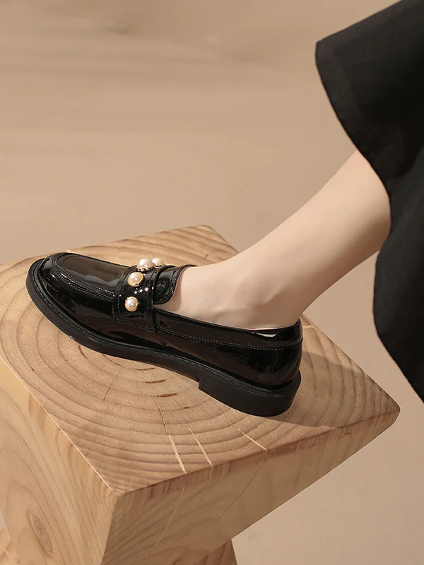 Round-Toe Split-Joint Loafers - Image 6