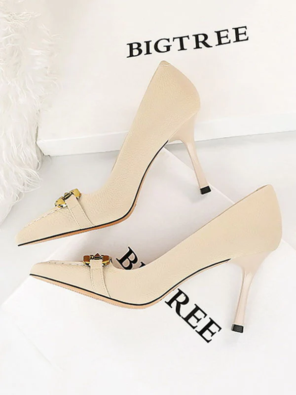 Shallow Cut Split-Joint Square-Toe Pumps - Image 5