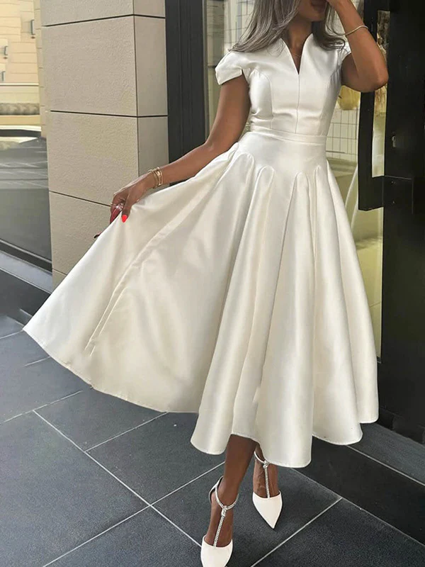 Short Sleeves Solid Color V-Neck Midi Dresses - Image 5