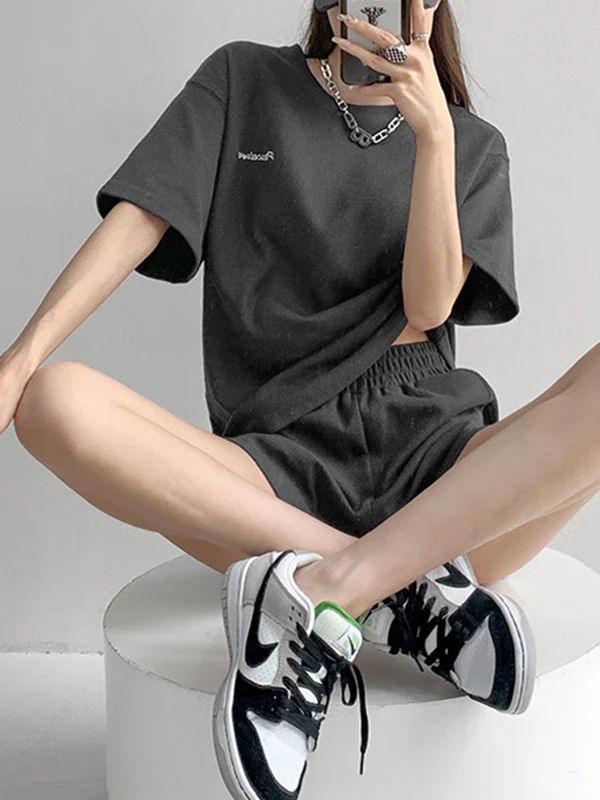 Short Sleeves Split-Joint Round-Neck T-Shirt + Elasticity Waist Shorts Two Pieces Set - Image 12