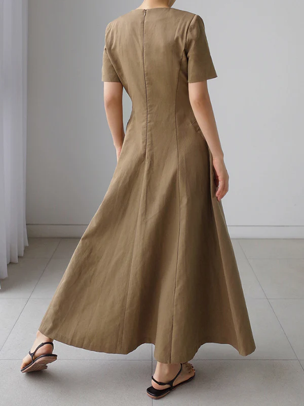 Simple Casual Solid Color Pleated Midi Dress - Image 9
