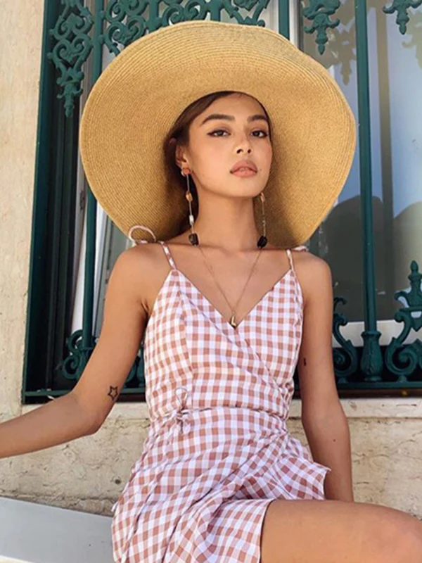 Simple Casual Vacation 10 Colors Wide Brim Hat - Image 3
