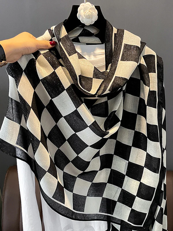 Simple Fashion Contrast Color Plaid Printed Scarf - Image 6