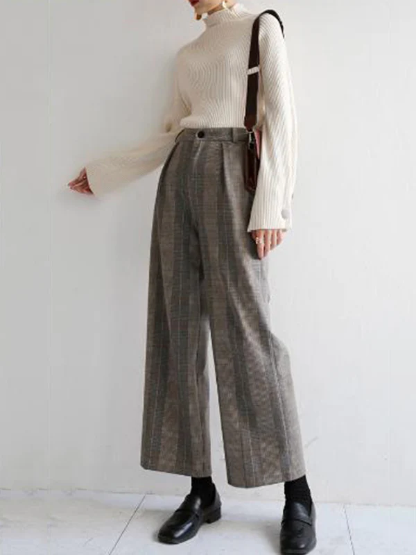 Simple Loose Solid Color High-Neck Sweater - Image 11