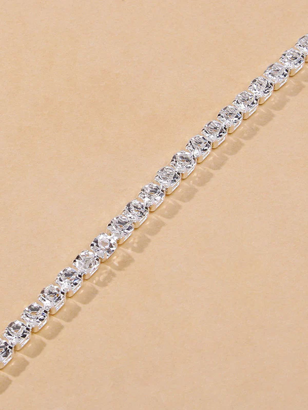 Simple Shiny Rhinestone Footchain - Image 5