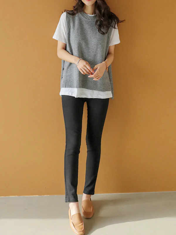 Simple Sleeveless Loose Buttoned Solid Color Round-Neck Sweater Vest Outerwear - Image 12