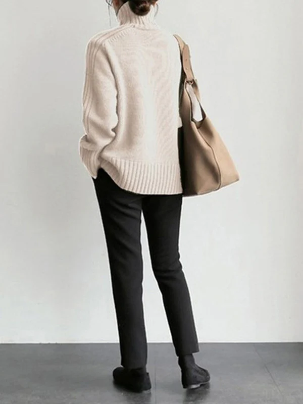 Simple Turtleneck Sweater - Image 14