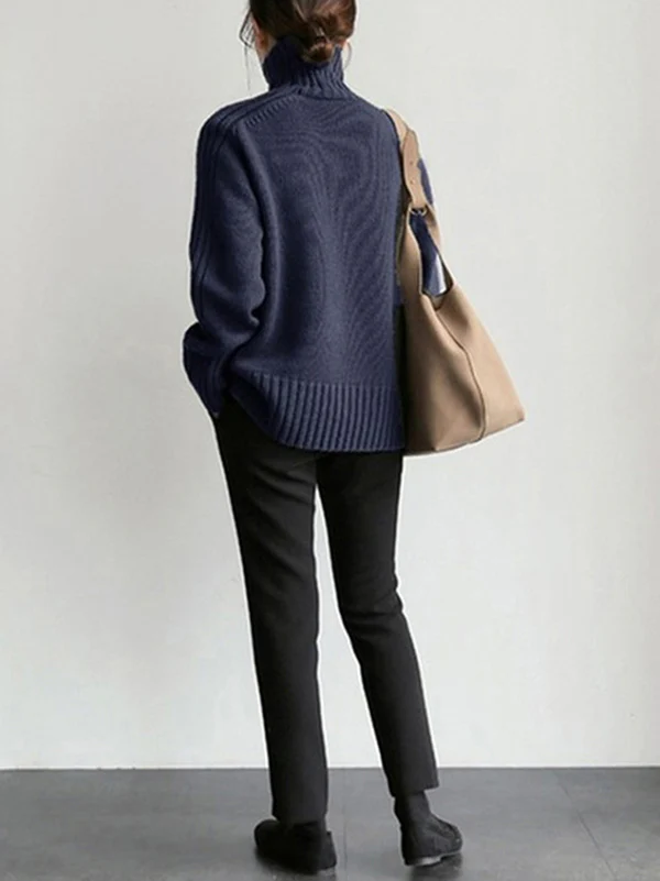 Simple Turtleneck Sweater - Image 15