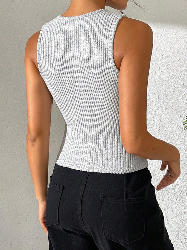 Skinny Sleeveless Buttoned Solid Color Round-Neck Vest Top - Image 6
