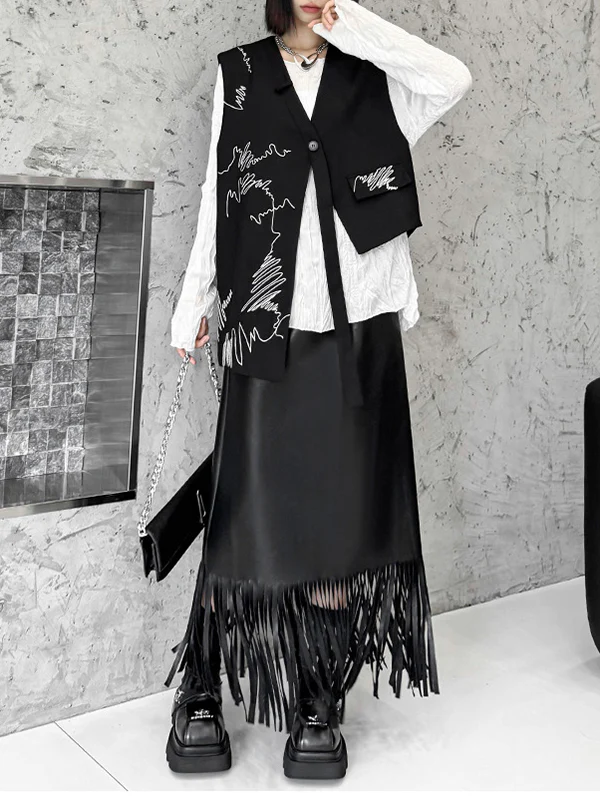 Sleeveless Asymmetric Buttoned Embroidered V-Neck Vest Top - Image 9
