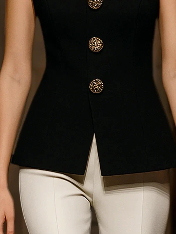 Sleeveless Buttoned Solid Color Round-Neck Vest Top - Image 3