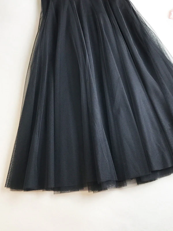 Solid Color Loose Elastic-Waist Mesh Skirt - Image 8