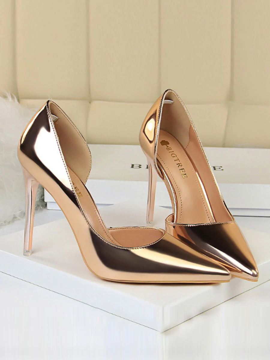 Solid Color Pumps - Image 10