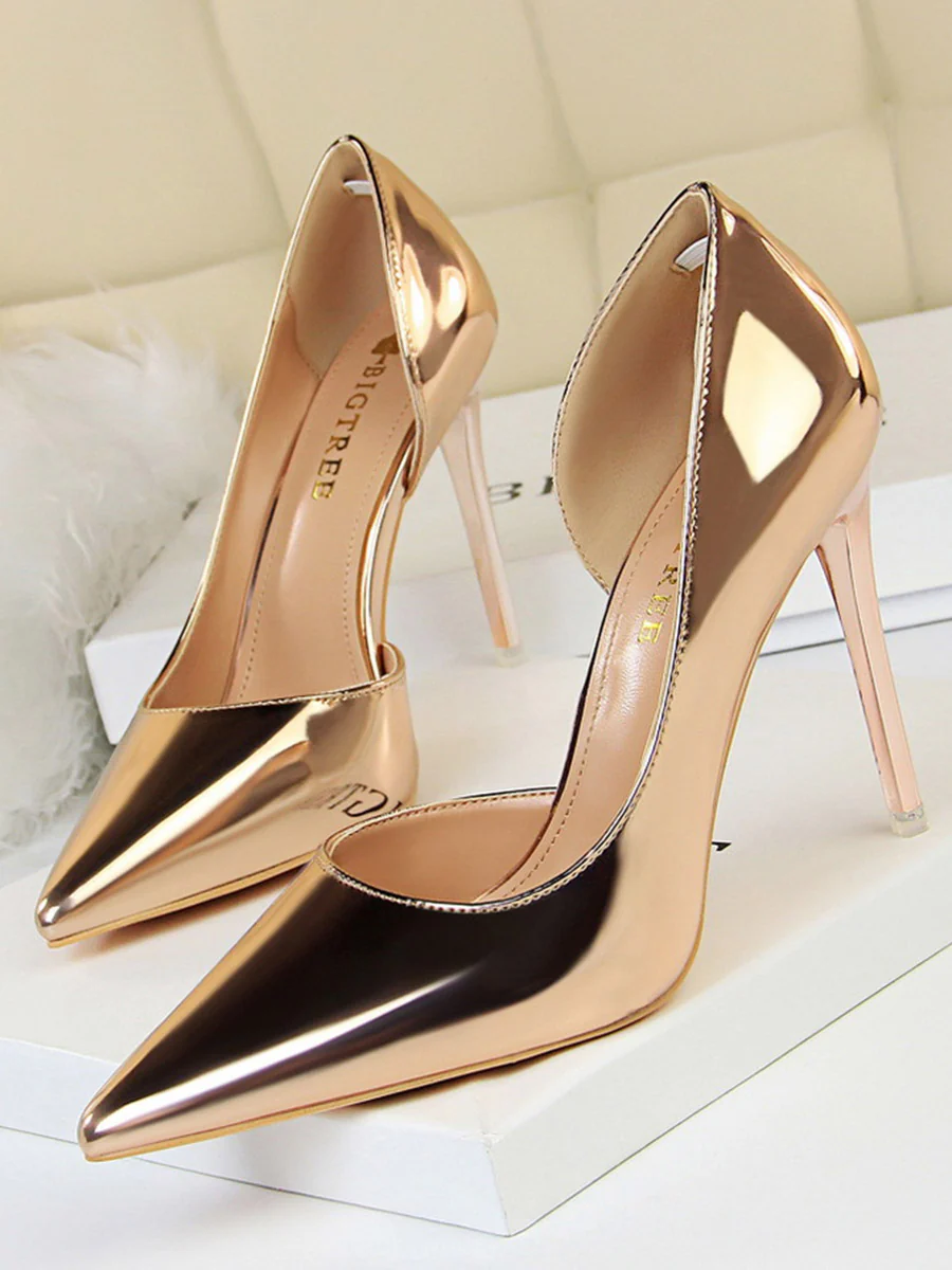 Solid Color Pumps - Image 7
