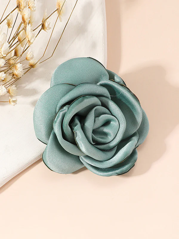 Solid Color Three-Dimensional Flower Brooch Accessories - Image 13