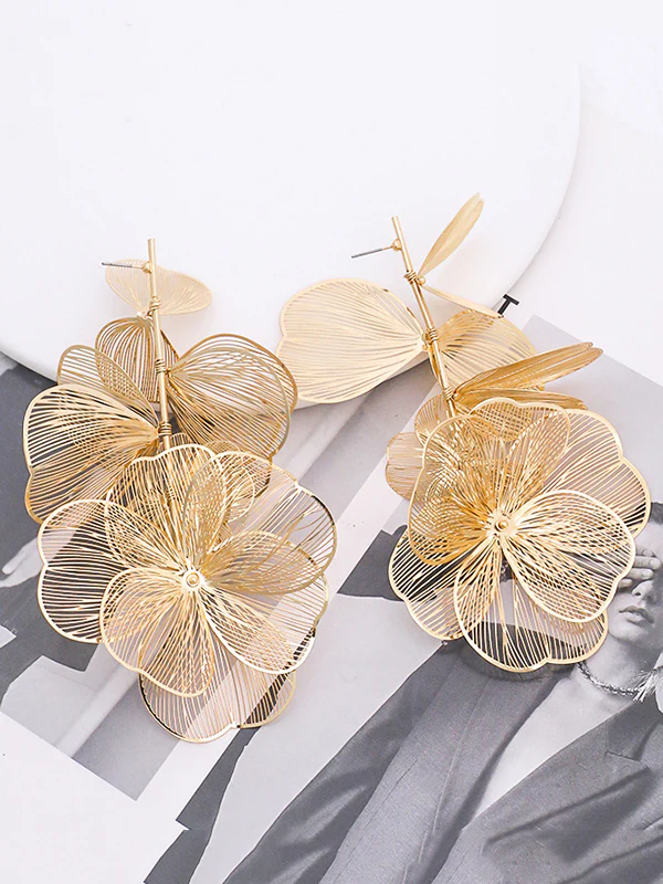 Solid Color Three-Dimensional Flower Drop Earrings - Image 5