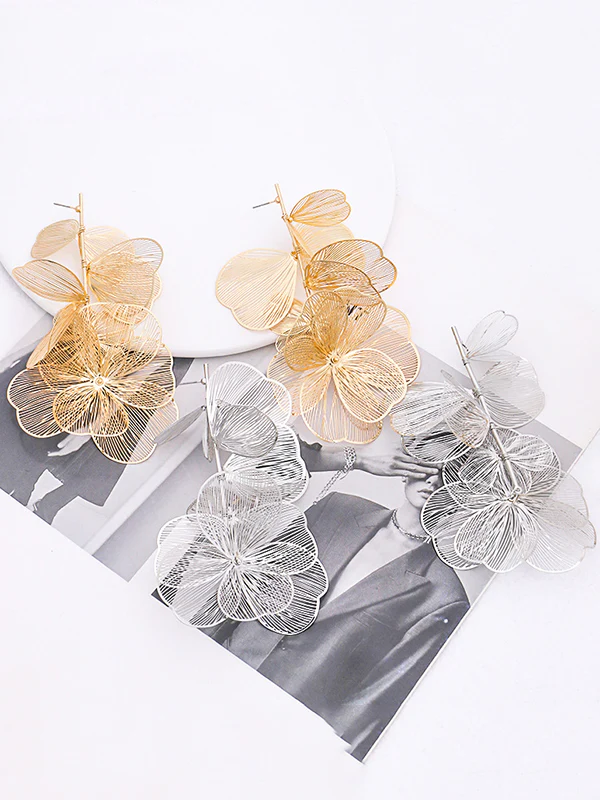 Solid Color Three-Dimensional Flower Drop Earrings - Image 6