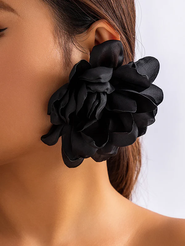 Solid Color Three-Dimensional Flower Drop Earrings - Image 2