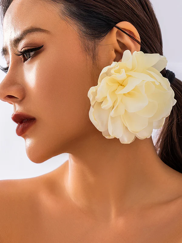 Solid Color Three-Dimensional Flower Drop Earrings - Image 6