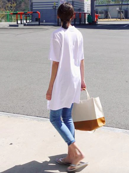 Solid Loose Simple Split-Front T-Shirt Top - Image 4