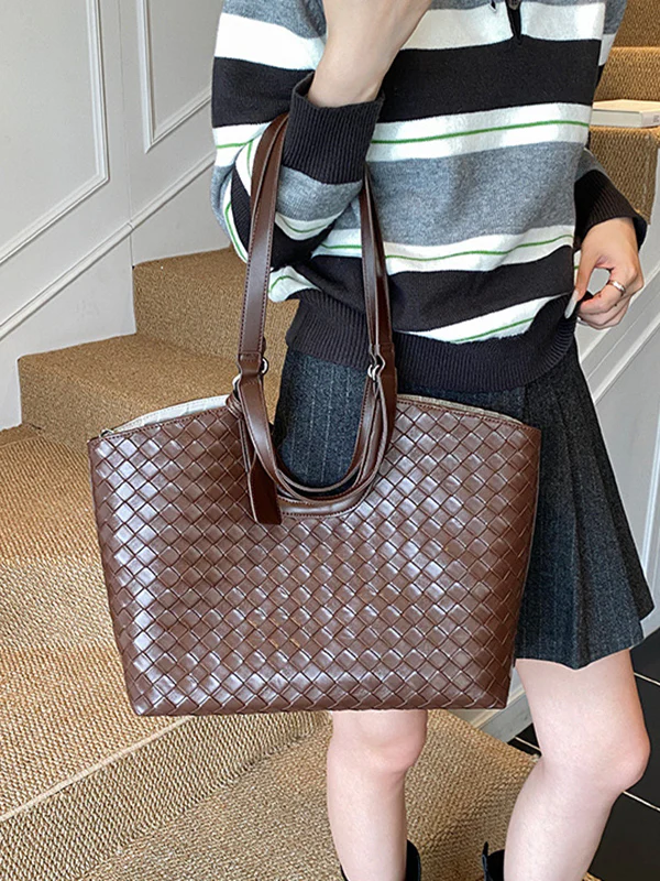 Split-Joint Shoulder Bags - Image 9