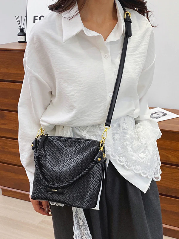 Split-Joint Woven Zipper Bags - Image 2