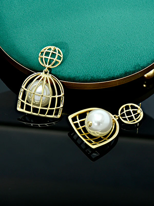 Statement Geometric Pearl Earrings Accessories - Image 2