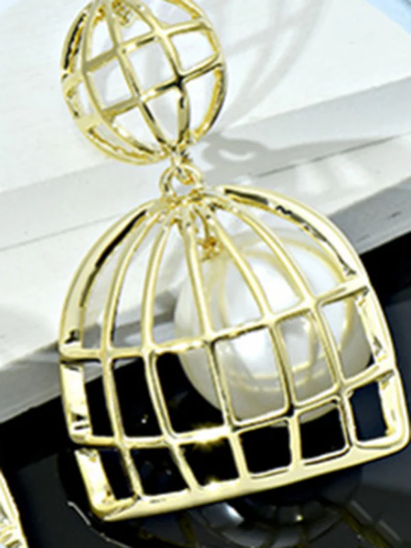 Statement Geometric Pearl Earrings Accessories - Image 7