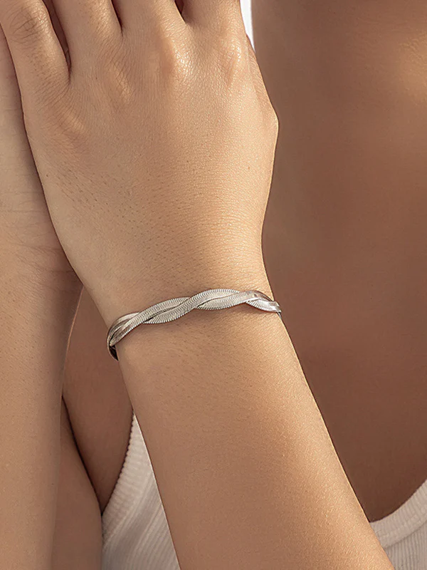 Statement Solid Color Geometric Alloy Bracelet Accessories - Image 3