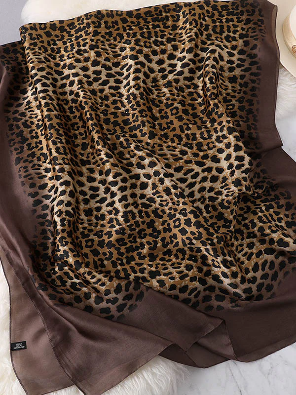 Stylish Leopard Gradient Silk Scarf - Image 7