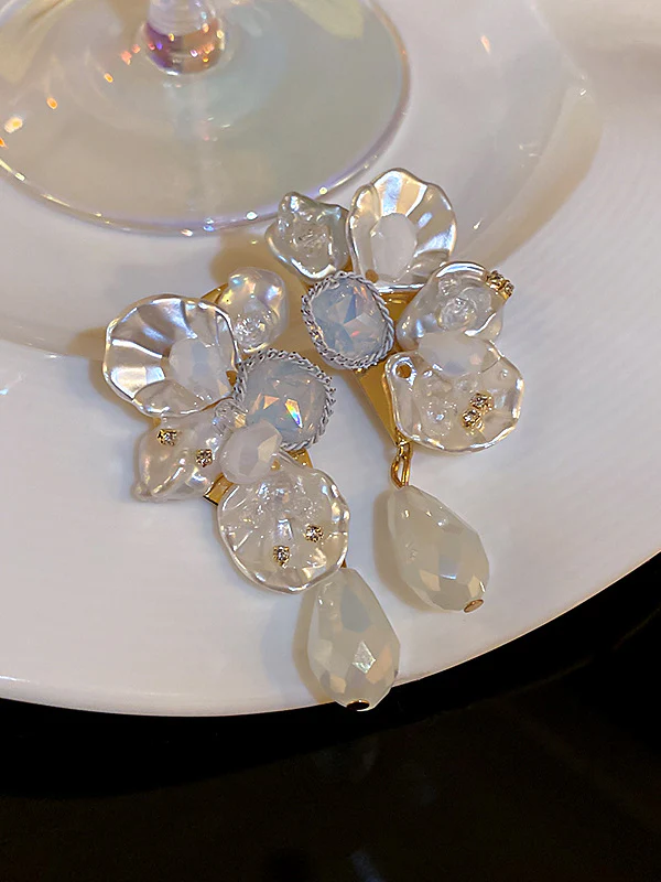 Stylish Rhinestone Pearl Earrings Accessories - Image 2