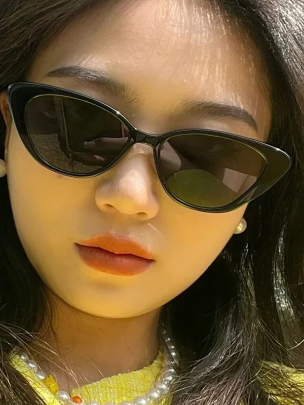 Sun-Protection Geometric Sunglasses Accessories - Image 3