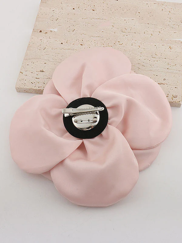 Three-Dimensional Flower Brooch Accessories - Image 12
