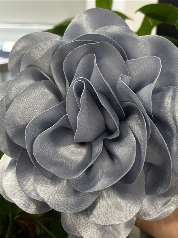 Three-Dimensional Flower Brooch Accessories - Image 16