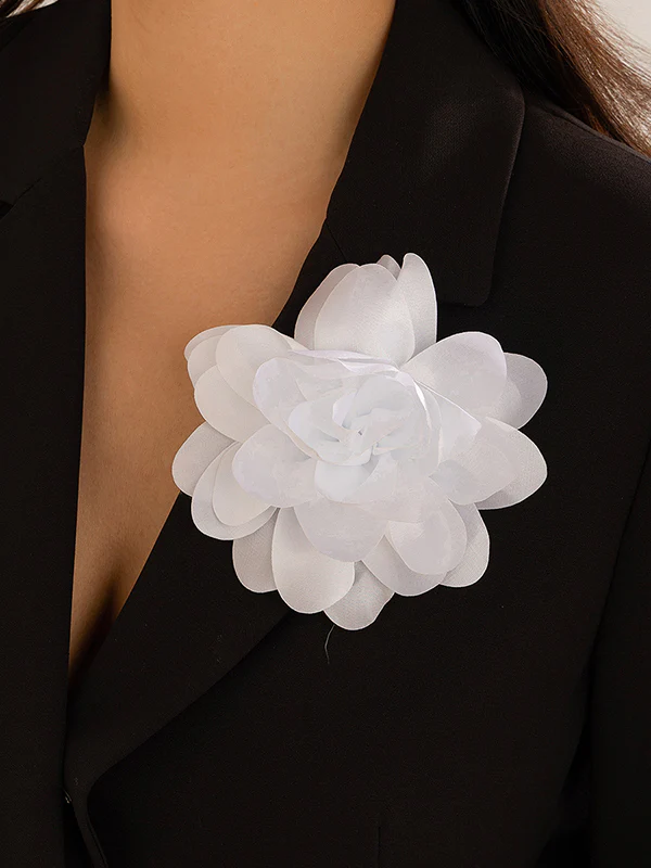 Three-Dimensional Flower Brooch Accessories - Image 11