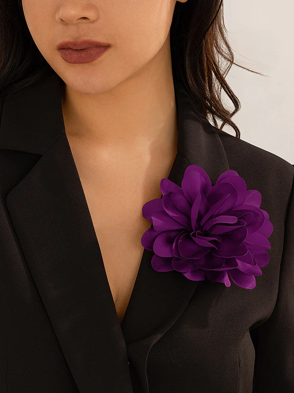 Three-Dimensional Flower Brooch Accessories - Image 26