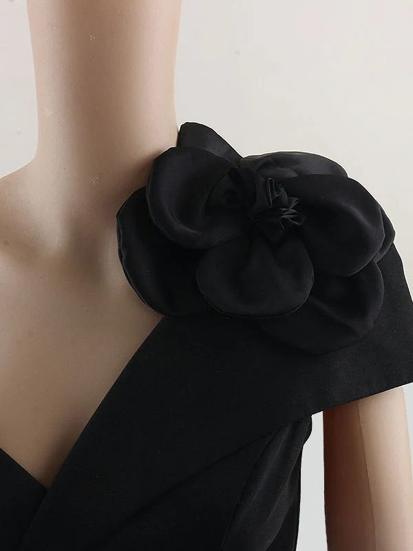 Three-Dimensional Flower Brooch Accessories - Image 4