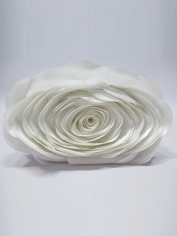 Three-Dimensional Flower Handbags - Image 14