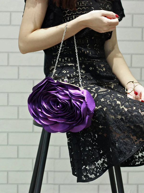 Three-Dimensional Flower Handbags - Image 4