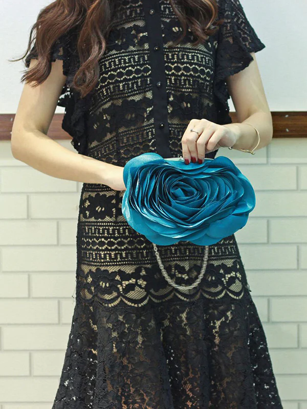Three-Dimensional Flower Handbags - Image 6