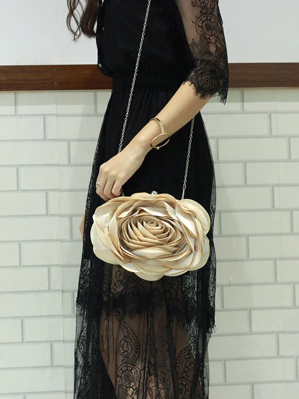 Three-Dimensional Flower Handbags - Image 8
