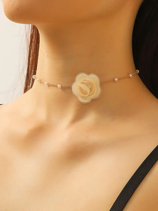 Three-Dimensional Flower Necklaces Accessories - Image 3