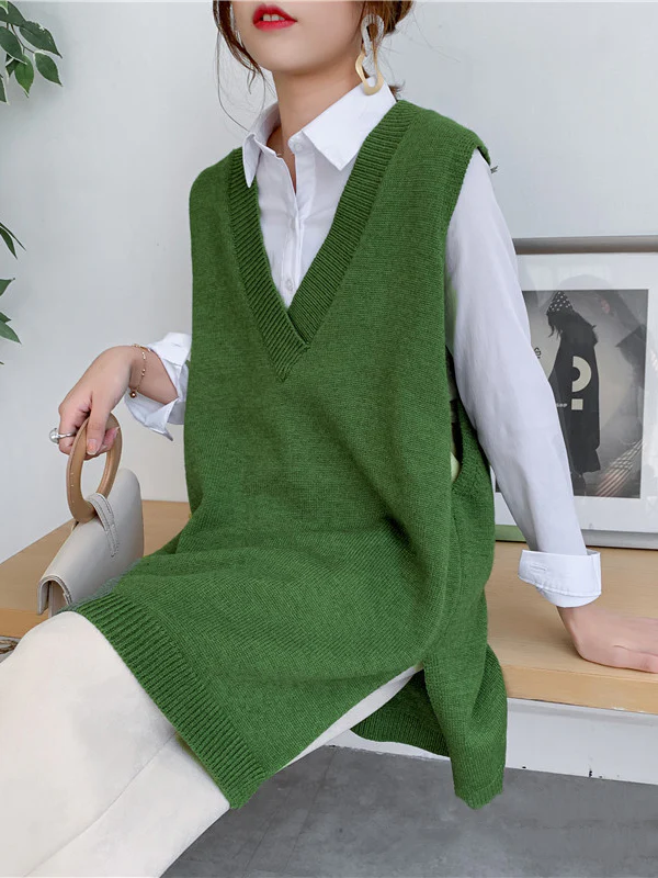 Trendy Sleeveless Split-Side Solid Color V-Neck Knitted Vest - Image 2