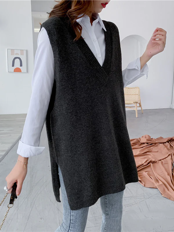 Trendy Sleeveless Split-Side Solid Color V-Neck Knitted Vest - Image 4
