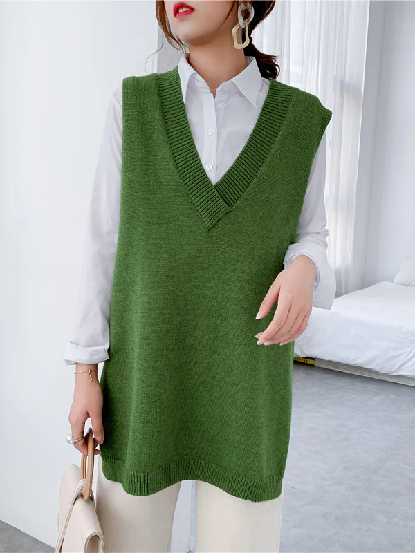 Trendy Sleeveless Split-Side Solid Color V-Neck Knitted Vest - Image 5
