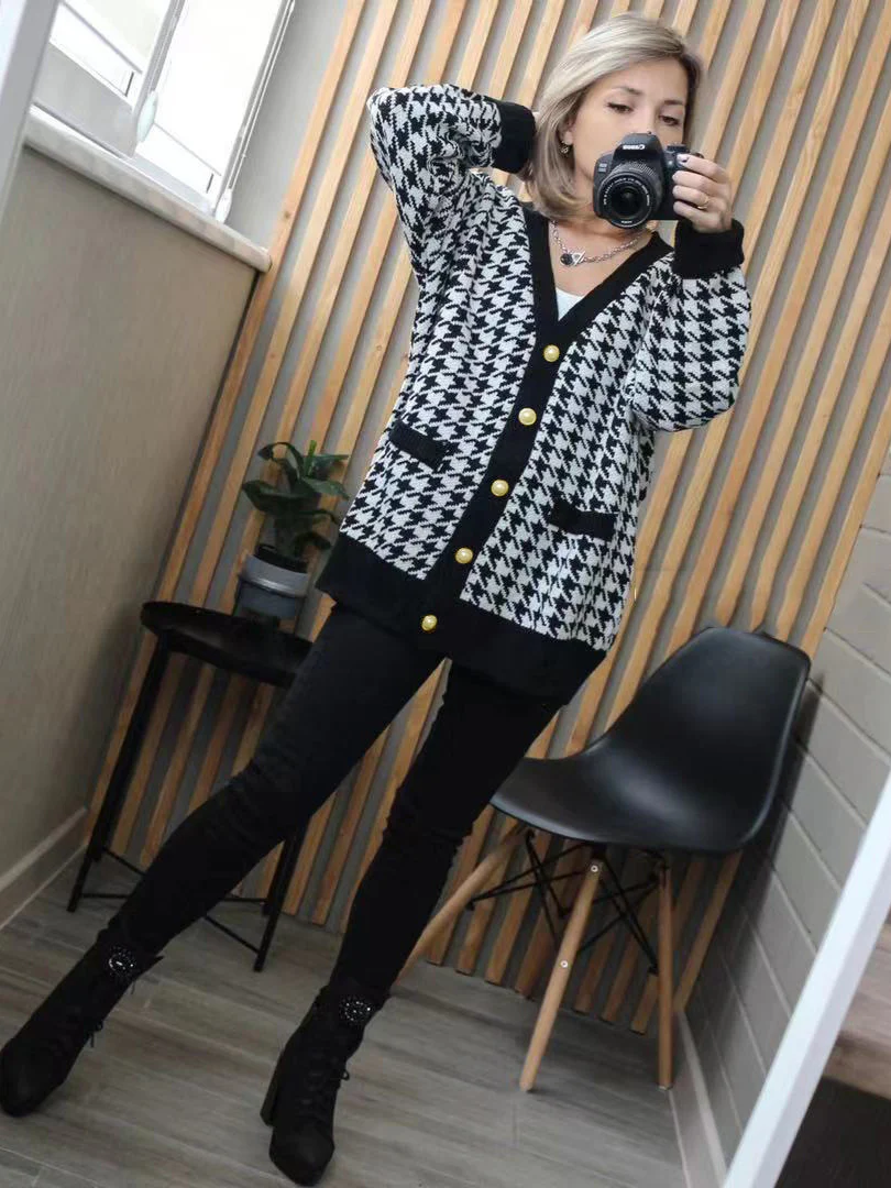 Urban Long Sleeves Checkered V-Neck Cardigan Tops - Image 5