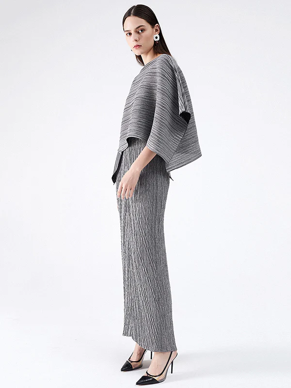 Urban Loose Solid Color Tied Pleated Top&V-Back Vest Dress Two Pieces Set - Image 5
