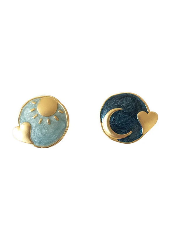 Vintage Asymmetric Sun Moon Shape Earrings - Image 6